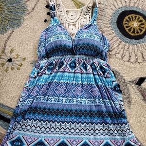 Mudd brand Crochet Tanktop size Large!!